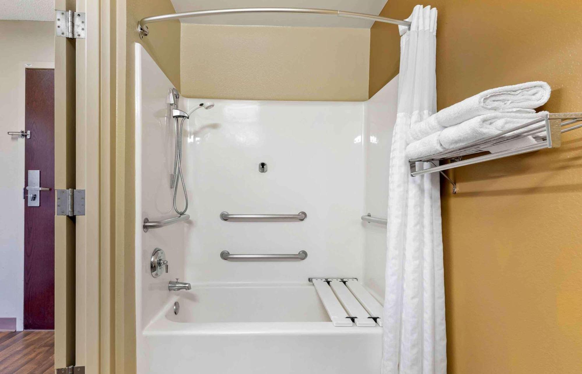 Extended Stay America Suites - Cleveland - Уэстлейк Экстерьер фото