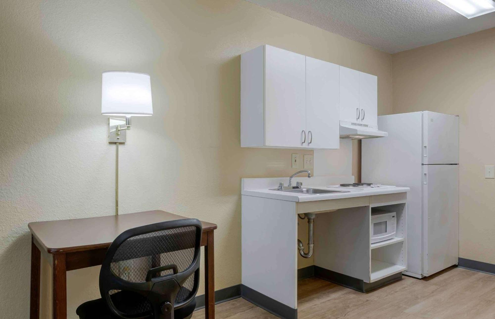 Extended Stay America Suites - Cleveland - Уэстлейк Экстерьер фото